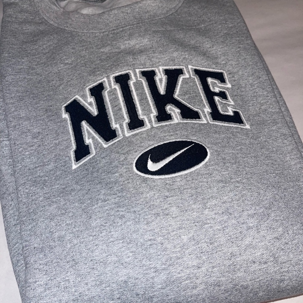 Inspired embroidered crewneck